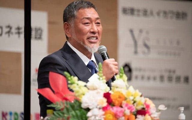 清原和博氏、中日・立浪監督に感謝　NPBキャンプ視察は「ないと思っていた」