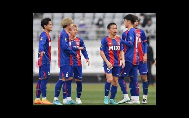 FC東京スペイン人指揮官の改革の行方。バルサ路線は「組み立て中」