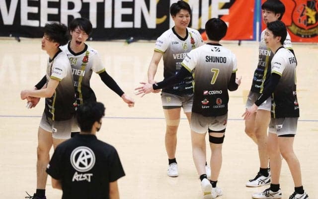 Vリーグの試合結果一覧と順位（V2男女、V3男子・3月13日）
