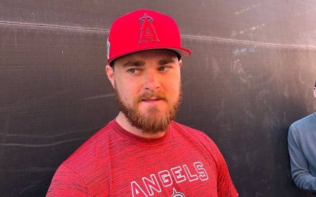 【MLB】大谷翔平が二刀流を「どうやっているか分からない」　エ軍ウォルシュは打者専念へ