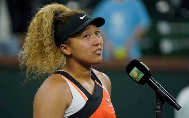 大坂なおみ、涙の野次騒動に女傑ナブラチロワは愛の檄「対処できるまでプレーしないで」