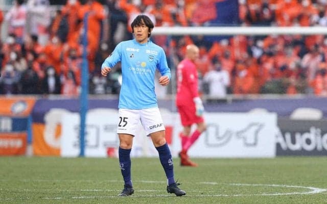 【J2序盤の「明暗」】中村俊輔が「開幕4連勝」横浜FCの決勝点をアシスト！絶妙CKに飛び込んだ小川航基が発した“絶対信頼”の言葉「この試合で一番危険な位置へ入っていこうと」(1)