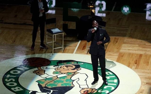 「今までで最高のチームメート」…ケビン・ガーネットがセルティックスの永久欠番入り