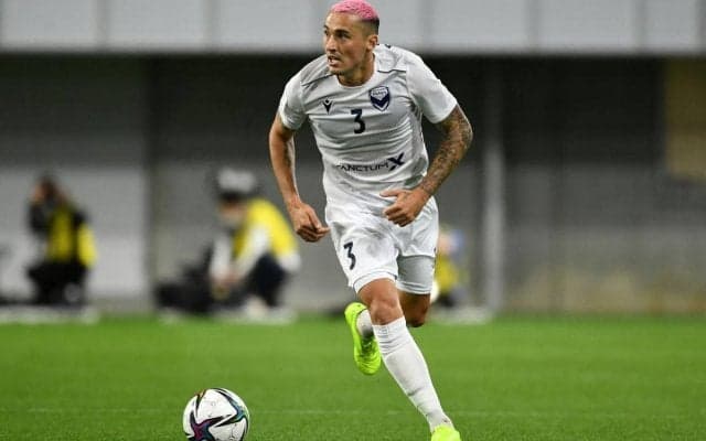 イニエスタとやり合ったメルボルンMF、試合中バチバチも試合後にユニ交換「応じてくれてありがとう！」