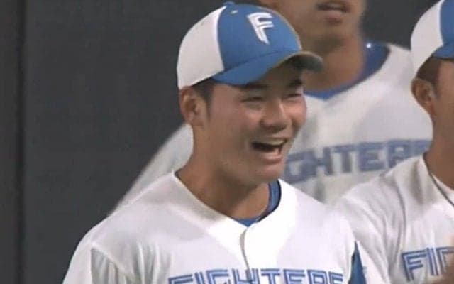 呼ばれた清宮も大喜び…ハム“ファン投票スタメン”発表で「一礼する姿がぐっとくる」