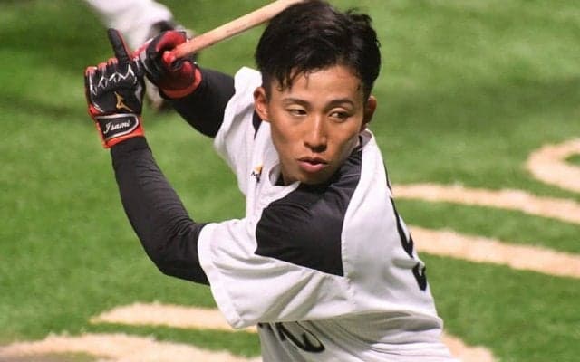 本塁打を打っても低評価…　「内容悪すぎ」なぜ鷹・藤本監督はドラ4野村勇に苦言？