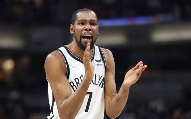 ケビン・デュラントが今季のMVP候補として名前を挙げた3選手