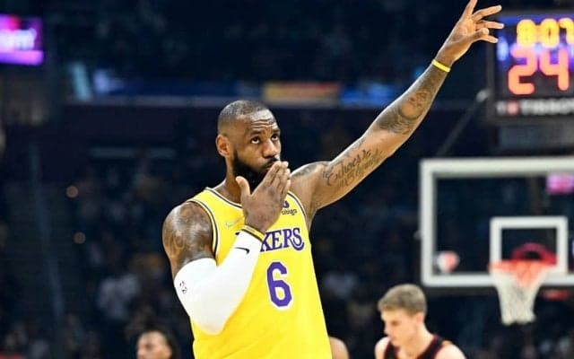 プレーイン参戦に向けて活躍を続けるレブロン「俺はすごく楽しい経験をしているのさ」