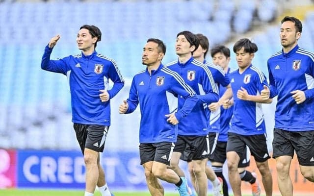 大一番を前に「サッカー界の“2トップ”」が現地で森保ジャパンを激励！「日本代表」と「気になる芝の様子」直接取材！