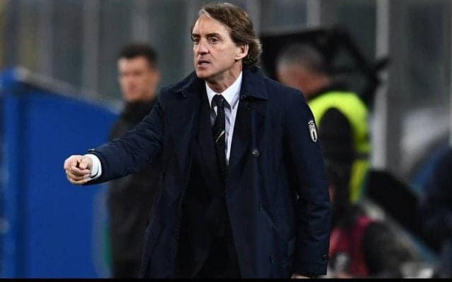 またもW杯出場ならずのイタリア、FIGC会長が指揮官の続投希望 「戦い続けてくれることを願う」