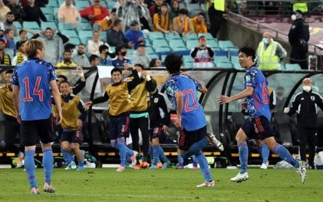 「決勝点の起点は原口元気」「選手たちは誰も引き分けでいいとは考えていなかった」【「日本代表は、いかにしてＷ杯出場をつかんだのか」オーストラリア代表戦の激論】(1)