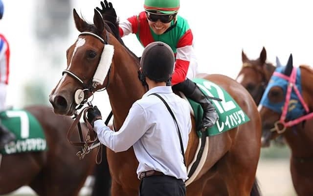 【高松宮記念】トゥラヴェスーラの馬名意味は「腕白小僧」レイハリアの香港表記は「念念」 出走馬の馬名意味と香港表記を紹介