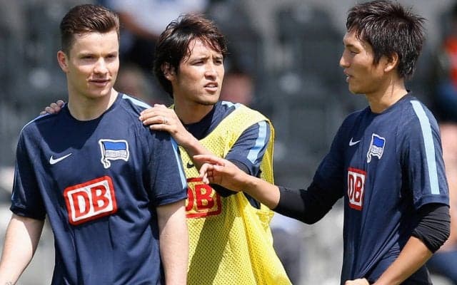 原口元気、ヘルタ時代のチームメイトとシドニーで再会しユニフォーム交換