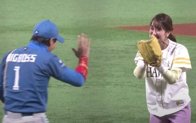 ジタバタする女子アナが「可愛すぎる！」　新庄監督の“奇行始球式”は「歴史に残る」