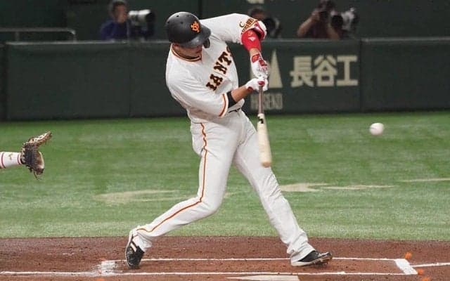 坂本勇人が「カッコ良すぎて惚れてまう」　レアすぎる“ガッツポーズ”にファン大興奮