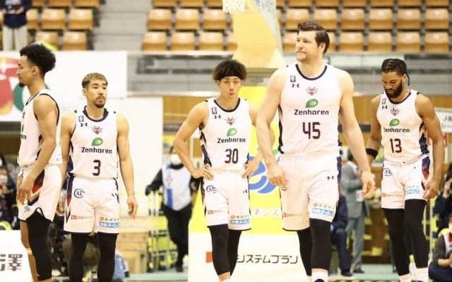 信州との2OTを制すなど琉球が7連勝に…川崎と名古屋Dは痛み分け／B1第27節