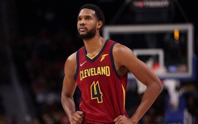 NBAエグゼクティブがキャブズのモーブリーを絶賛「間違いなく彼が新人王になるべき」