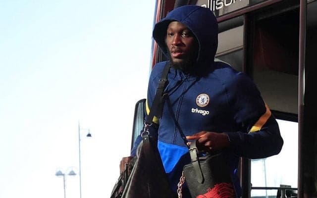 「ルカクは本物の選手のよう」NBAを訪れたチェルシー選手たちの姿にファン注目「ツィエクならアシスト量産できそう」