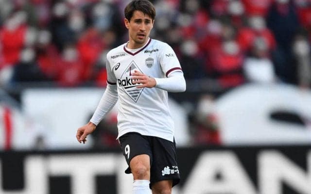 日本大好きボージャンが羽織り袴姿で“茶道”に挑戦！ 「バルセロナの神童と謳われた選手が」と驚きの声