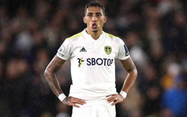 バルサがリーズFWハフィーニャ獲得へ、代理人はクラブOB「大いに役立つ」と会長