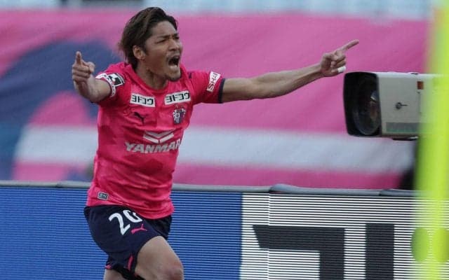 スパイクを脱いだ大久保嘉人が初めてのモデルに挑戦！神戸時代の同僚のブランドで新たな一面見せる