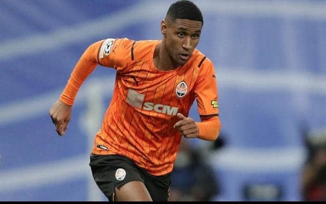 リヨン、シャフタールからブラジル人MFテテを獲得