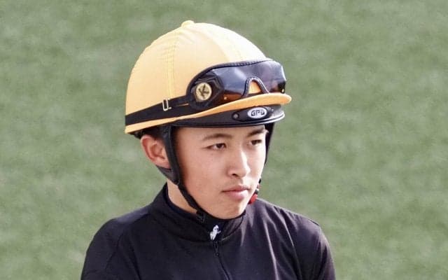西塚洸二騎手 JRA初勝利！