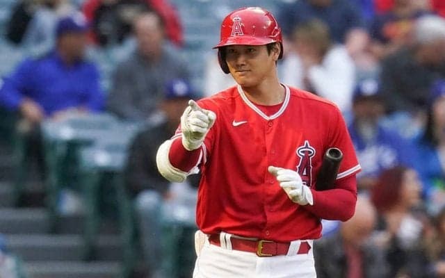 大谷翔平があちこちに存在　本拠地“初戦”で米記者が報告「面白い広告のチョイスだ」