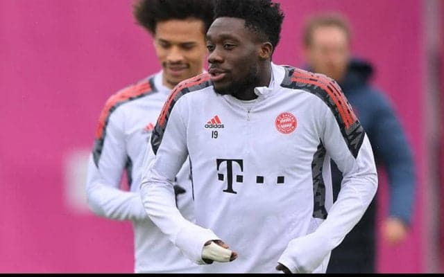 心筋炎から回復のアルフォンソ・デイビス、ビジャレアル戦帯同へ