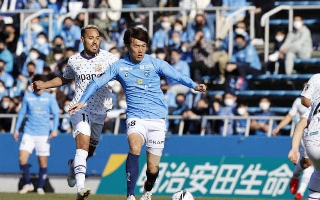 得点ランク首位の小川航基ら個性的なFWによる多彩な攻撃【横浜FCが無敗で首位に立っている理由】(1)