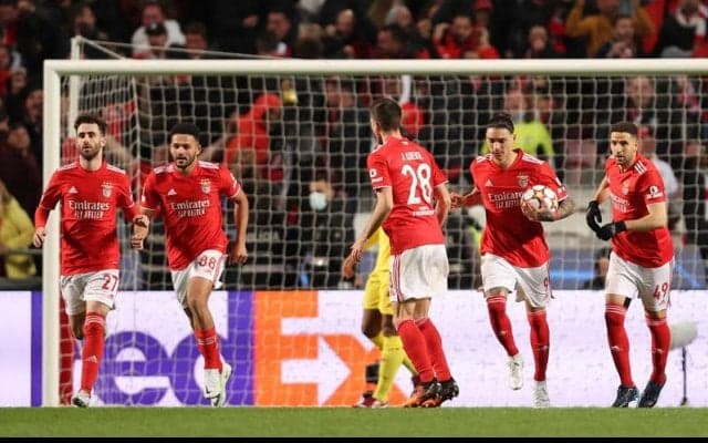 リバプールに敗れCLベスト4遠のくベンフィカ…指揮官は逆転諦めず「まだドアは閉められていない」