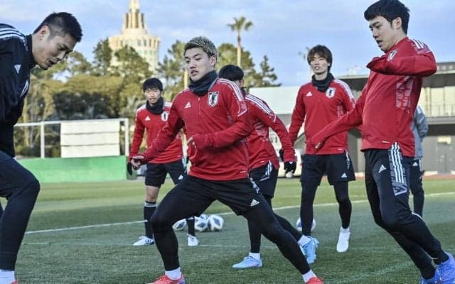 「久保建英と堂安律はメンバーに入る」「初戦に負けたら日本は終わり、ではない」「ベテラン選手の価値」【マクロとミクロの視点からのカタールW杯の「激論」】(3)