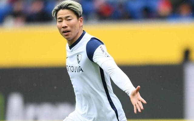 「最高のツーショット」ジャガーポーズ決めた浅野拓磨、ブンデス＆日本代表の先輩とツーショットを公開「2人ともステキ」