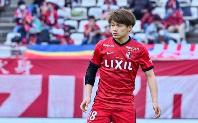 「4000いいね」鹿島の日本代表FW上田綺世が沈めた「ワンステップミドル」弾の衝撃!「意味わかんない」と話題に