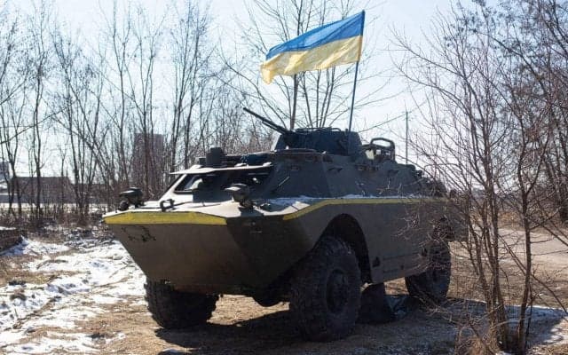 バロンドールも受賞したウクライナの名手が軍に入隊「占領者に立ち向かうすべての人に栄光を！」