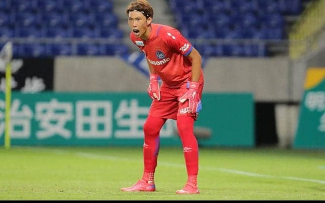 「中3で眉毛いじり出したな笑」G大阪GK東口の中学時代秘蔵ショットに元同僚たちも反応「寝癖か毛先遊ばしてるのか分からへん」