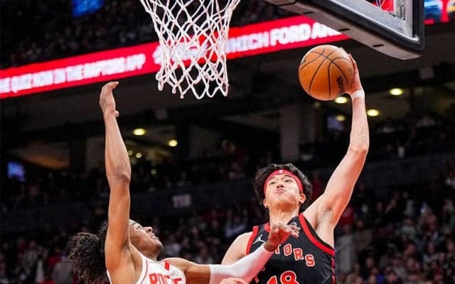 復帰した渡邊雄太、第4Qにフル出場で3得点3リバウンド…チームの逆転勝利に貢献