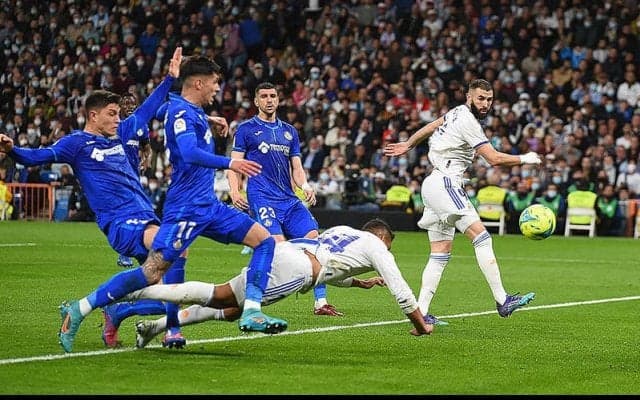 一部主力温存マドリーが快勝でチェルシー戦に弾み!　ヴィニシウスがモドリッチ彷彿の絶妙アウトサイドで先制点演出《ラ・リーガ》