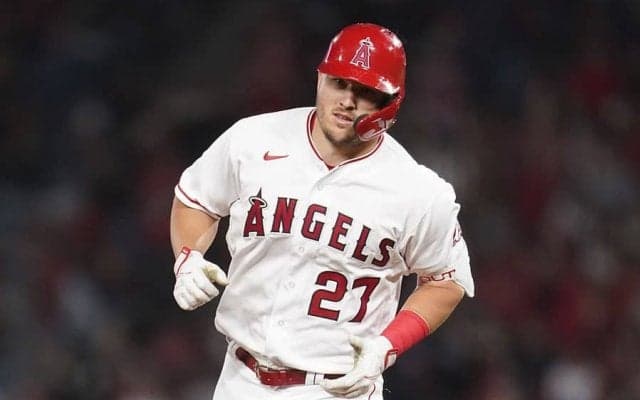 トラウト、復活1号は自己最速の159km打ち返し弾　米記者衝撃「思い切りぶっ放した」