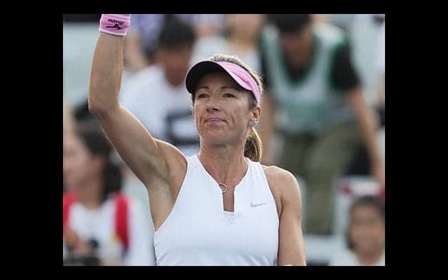  複女王ペシュキ 46歳で引退 