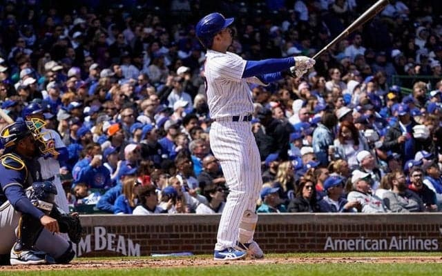 【MLB】鈴木誠也の完璧1号に指揮官も大絶賛「文句なしの一発。ビューティフルスイング」