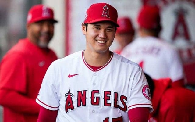【MLB】大谷翔平の“頭ポンポン”が「ハートわしづかみ」子どもへの“神対応”に絶賛の嵐
