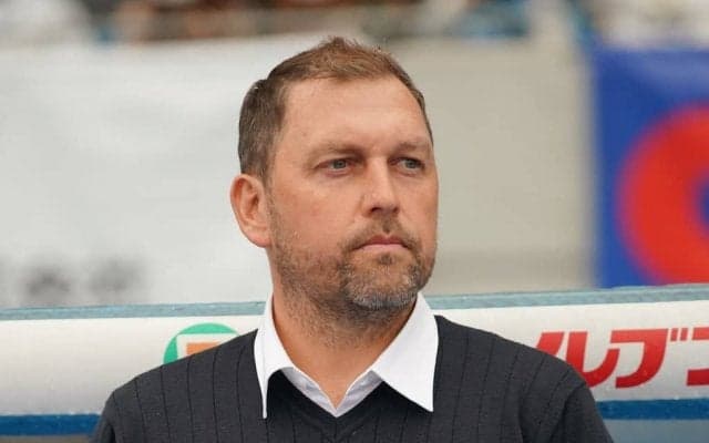 【J2「初」連発】前節の岡山戦が“競技規則の適用ミス”で「再試合」の山形は「ホーム初勝利」！秋田に「5－1圧勝」29歳ブラジル人ストライカーが「初出場で鮮烈2得点」!!(1)