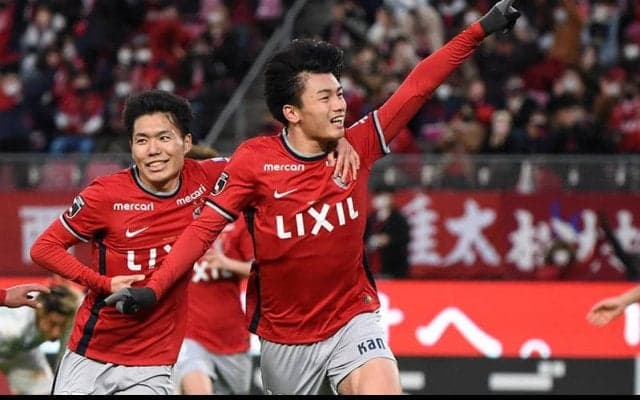 鹿島FW上田綺世が開幕5戦3発で初の月間MVP！　「これからも結束して戦っていきたい」