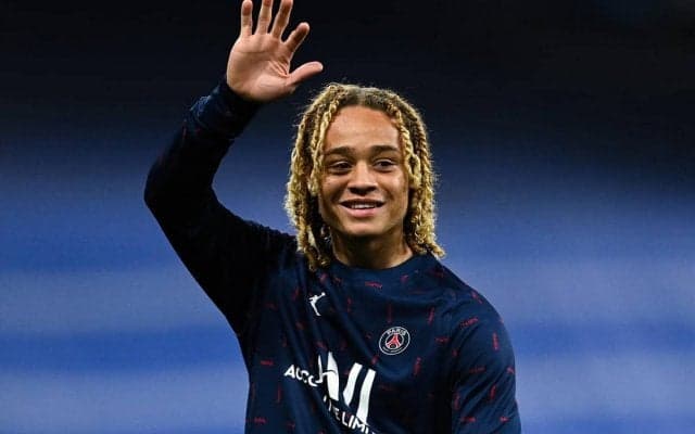 逸材はPSG残留？バルサ復帰？ フリーになる18歳MFの去就が注目集める