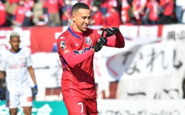 キャプテン翼級のドライブシュート！岡山FWチアゴ・アウベスの60m弾がJ2月間ベストゴールに「超絶ロングショットの傑作」