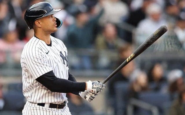 【MLB】大飛球に「入った！　でも捕った」　名物アナの“誤実況”が「なんてジョークだ」