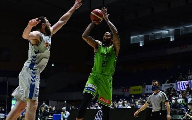 レバンガ北海道がホームで快勝…ショーン・ロングが38得点16リバウンドの大暴れ