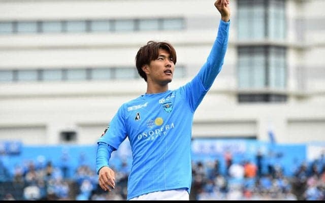 2ゴールの小川航基が早くも二桁！　首位横浜FCも逆転勝利で開幕10戦無敗【明治安田J2第10節】