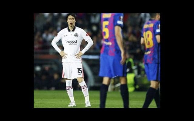 日本代表に示したお手本。鎌田大地＆フランクフルトはこうしてバルサを攻略した